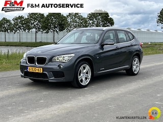 BMW X1 sDrive20i High Executive Clima, cruise, stoelverwarming, pdc, trekhaak