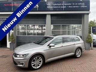Volkswagen Passat Variant 1.4 TSI GTE Connected Series Plus Panodak,18Inch,Trekhaak,Camera 2016 Vol optie 204pk