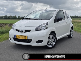Toyota Aygo 1.0-12V Navigator I Airco I Licht metalen velgen