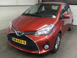 Toyota Yaris 1.3 VVT-i Lounge - Trekhaak - Cruise Control