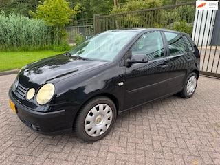 Volkswagen Polo 1.4-16V/5DEURS/CRUISE/AIRCO/AUDIO/TREKHAAK