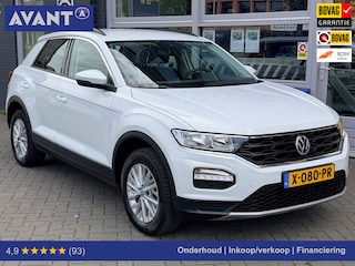 Volkswagen T-Roc 1.5 TSI Sport - Automaat - Trekhaak - CarPlay - ACC - LED - Stoelverwarming