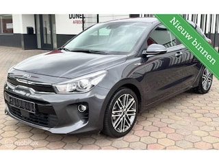 Kia Rio Platinum Edition LEER NAVI CAMERA CLIMA