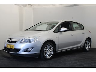 Opel Astra 1.4 Selection