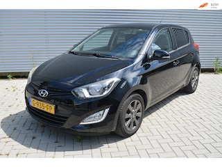 Hyundai i20 1.2i i-Vision 5 Deurs | Airco | Cruise | Stoelverwarming | PDC.