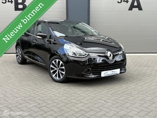 Renault Clio 1.2 zwart 16V Zeer nette auto Airco/cruise
