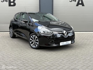 Renault Clio 1.2 zwart 16V Zeer nette auto Airco/cruise