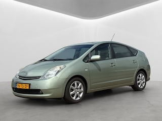 Toyota Prius 1.5 VVT-i Tech Ed.