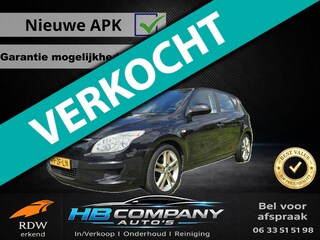 Hyundai i30 1.4i Active Cool | Airco | parkeersensoren | Nieuwe APK