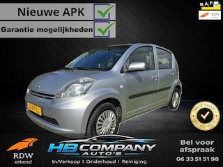 Daihatsu Sirion 2 1.0-12V Premium| Nieuwe APK| Onderhouden| Volle tank!
