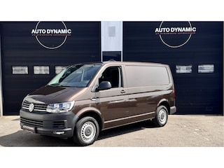 Volkswagen Transporter 2.0 TDI 150PK L1H1 Highline DSG NIEUWSTAAT Lat om lat