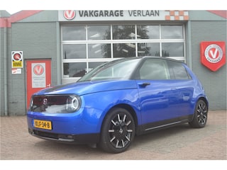 Honda e Advance 17" zwart dak 12 mnd. gar. 154 pk