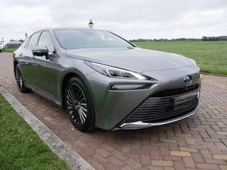 Toyota Mirai Prestige 134kW FULL OPTIONS 10.500KM!! ** 13999 NETTO **