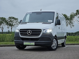 Mercedes-Benz Sprinter 319 L2H1 V6 LED Mbux10