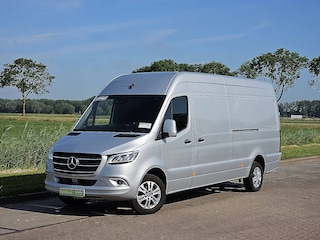 Mercedes-Benz Sprinter 319 1.9 CDI L3H2 RWD L3H2 Maxi LED 2x Schuif 3.5t-Trekhaak Mbux10 Distronic AAC 360 Camera Navi LM Velgen 190 PK