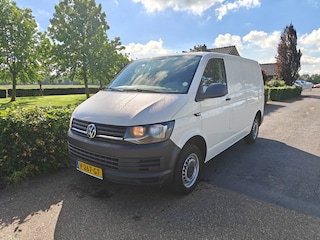 Volkswagen Transporter 2.0 TDI L1H1 Economy AIRCO BJ 2017