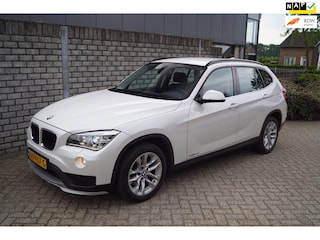 BMW X1 SDrive20i Executive Autom Navi Professional Clima Xenon Cruise PDC LMV Trekhaak enz NL Auto.