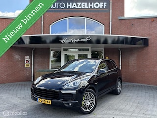 Porsche Cayenne 3.0 S E-Hybrid | Camera | Clima | Cruise | LM Velgen | Lederen bekleding | Memory chairs |