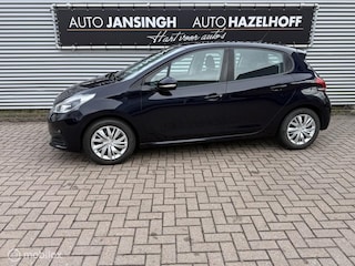 Peugeot 208 1.2 PureTech Active Automaat met maar 40.657km | PDC Achter | Navigatie | Cruise | Bluetoo