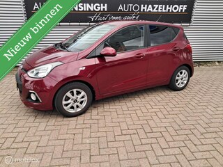 Hyundai i10 1.0i i-Motion Comfort Plus | Airco | LM Velgen | Stoel en stuurverwarming | Privacy glas |