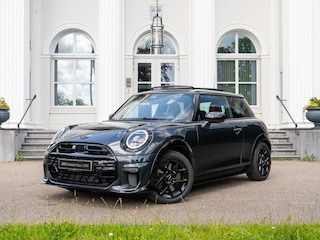 Mini Mini 3-Deurs 2.0 John Cooper Works | Pano | Head-Up | 360 camera | Inparkeer hulp |