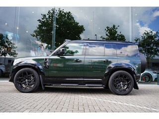 Land Rover Defender P400 110 X-Dynamic 7p. / Urban