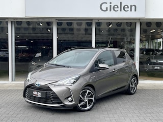 Toyota Yaris 1.5 Hybrid 100pk Executive | Panoramadak, Climate control, Cruise control, Navigatie, Trekhaak