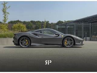 Ferrari F8 Tributo 3.9 V8 HELE