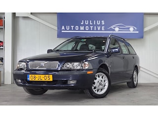 Volvo V40 1.8 Europa Volledig Onderhouden Trekhaak Xenon Leer Garantie Mooi!