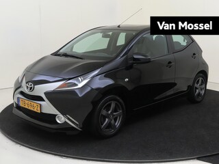 Toyota Aygo 1.0 VVT-i x-nav | airco | Apple Carplay/Android Auto | navigatiesysteem |
