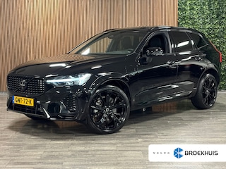 Volvo XC60 T6 AWD Recharge Plus Black Edition | Trekhaak | 360° Camera | Harman Kardon | Adaptieve Cruise Control | Stoelverwarming voor+achter | Stuurwielverwarming | Schuifdak | Full LED Meesturende koplampen | Pilot Assist | BLIS Dode Hoek Detectie | Elektrische voorstoelen geheugen | R-Design Contour stoelen met wit stiksel en bies | Zitting verlenging voorstoelen | 21 Inch | Google Infotainment | Keyless Drive | Elektrisch bedienbare achterklep | DAB Radio | Apple Carplay/Android Auto | Alarm Klasse III | Draadloos telefoon opladen | Volvo On Call met mobiele App functie | Onyx Black Metallic |