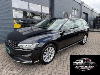 Volkswagen Passat Variant 1.4 TSI PHEV GTE Airco Navi Camera