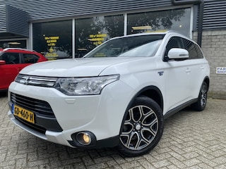 Mitsubishi Outlander 2.0 PHEV Executive Edition XLine Camera/Trekhaak/Rocksford audio