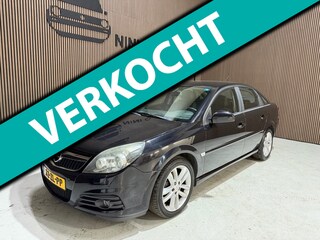 Opel Vectra GTS 1.8-16V Executive