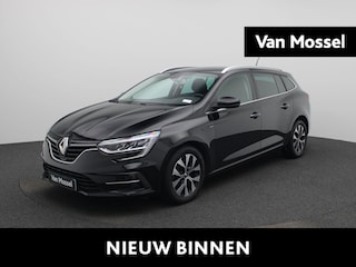 Renault Mégane Grandtour TCe 140 Limited | Climate Control / ECC | Licht metalen velgen 16 inch | Cruise control Standaard | Navigatie | LED koplampen | Park Distance Control voor en achter | Achteruitrijcamera | Dakrailing |