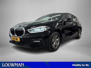 BMW 118i Executive Edition | Trekhaak | Virtual Cockpit | Adaptieve cruise | Premium sound |