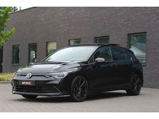 Volkswagen Golf 1.5 eTSI R-Line