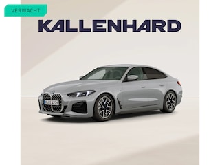 BMW 420i - M-Sport - Comfort Pack - Stuurwiel Verwarmd - ACC - M-Remmen Blauw