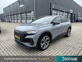 Audi Q4 35 S edition 55 kWh Navigatie | Carplay | Camera |