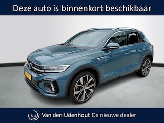 Volkswagen T-Roc 1.5 TSI R-Line Business | LED Matrix | Binnenkort beschikbaar |