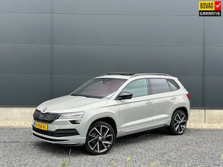 Skoda Karoq 1.5 TSI ACT Sportline Business Pano | Leder | Clima | Trekhaak