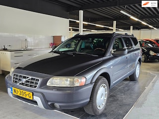 Volvo XC70 2.5 T Kinetic/AUTOMAAT/PANODAK/LEDER/CRUISE/