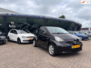 Toyota Aygo 1.0-12V Comfort, Airco, Carplay, Inruil mogelijk.