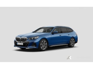 BMW i5 xDrive40 Touring M Sport | Driving Ass. + | Trekhaak | 360 Camera | Harman/Kardon | Stuurverw. | Comfort Access |