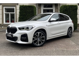 BMW X1 xDrive25e PANO | CRUISE | HIFI | CARPLAY | M-PAKKET | STOELVERW