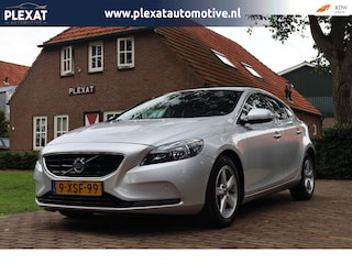 Volvo V40 2.0 D4 Summum Business | Slechts 187.000KM | Stoelverwarming | Memory | Luxe Leder | PDC | Historie | Nederlandse Auto |