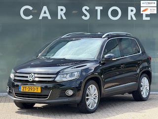 Volkswagen Tiguan 1.4 TSI R-Line Edition PANO / NAVI / CAMERA /TREKHAAK