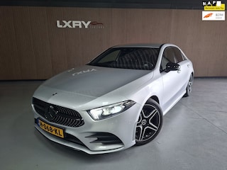 Mercedes-Benz A-klasse 180 Business Solution AMG | Clima| Cruise | Camera | Navi | Stoelverwarming | Sfeer |