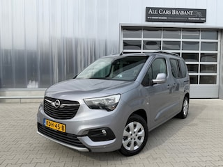 Opel Combo 1.2 Turbo / head up / panoramadak / alle optie's