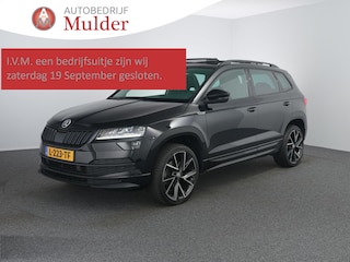Skoda Karoq 1.5 TSI ACT Sportline Business | Pano | Zwenkhaak | Winterpakket | Camera | ACC |